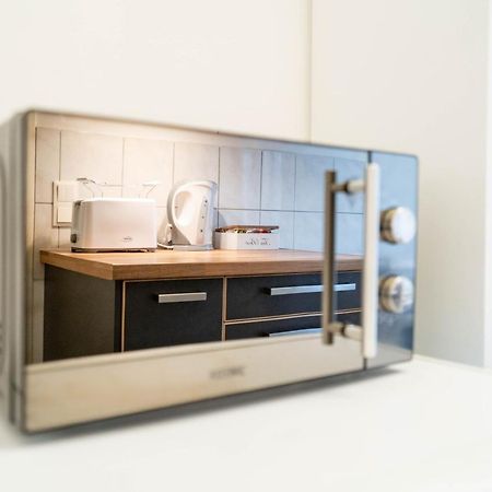 Cozy Modern Nest In The Heart Of Vienna With Netflix Daire Dış mekan fotoğraf